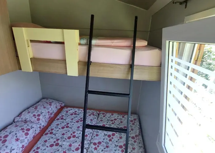 Mobilna Hiska Lebanc