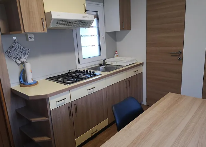 Holiday home Mobilna Hiska Lebanc Breginj